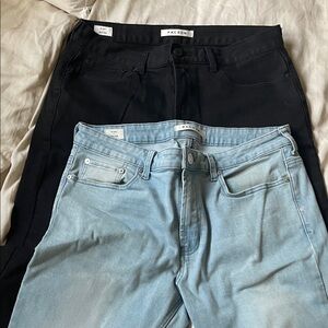 2 pairs of PacSun Men's Skinny Jeans in Black and Light Blue size 34x32